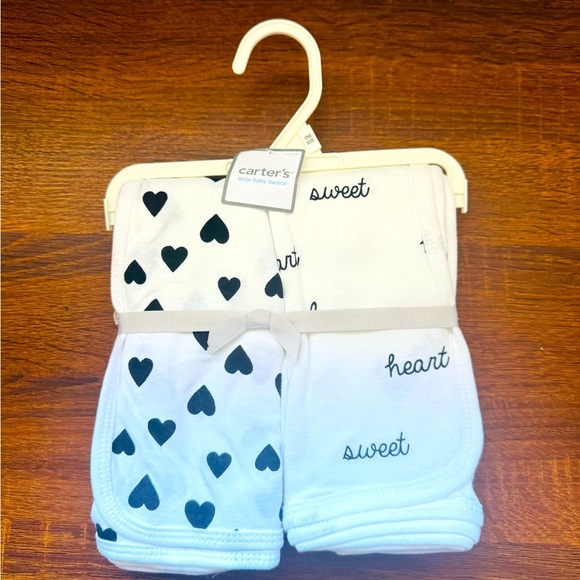 NEW! Carters Set of 2 Swaddle Blankets in Stylish Black and White - Picture 1 of 4